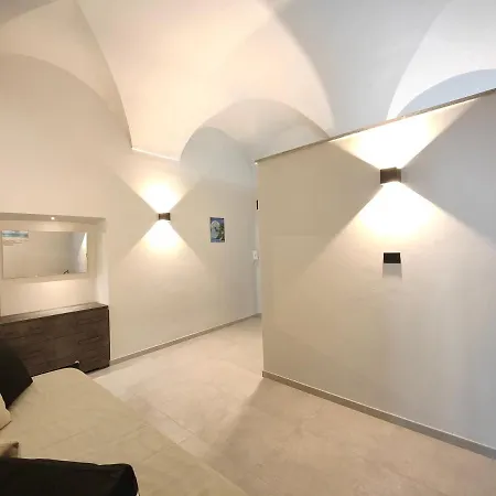 Hostdomus - Garibaldi