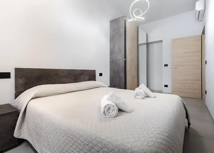 Hostdomus - Garibaldi Apartament Loano