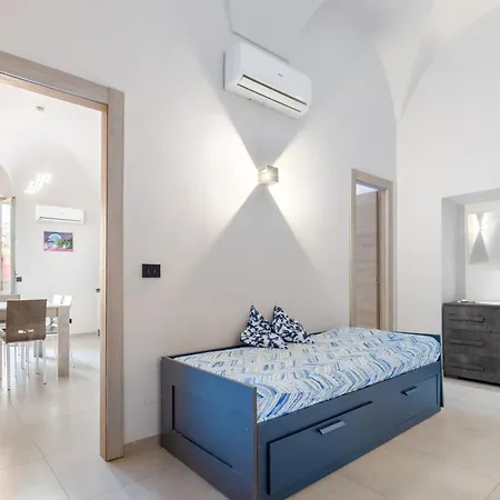 Appartement Hostdomus - Garibaldi Loano