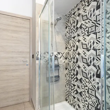 Hostdomus - Garibaldi Appartement Loano