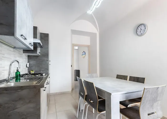 Hostdomus - Garibaldi Apartamento Loano